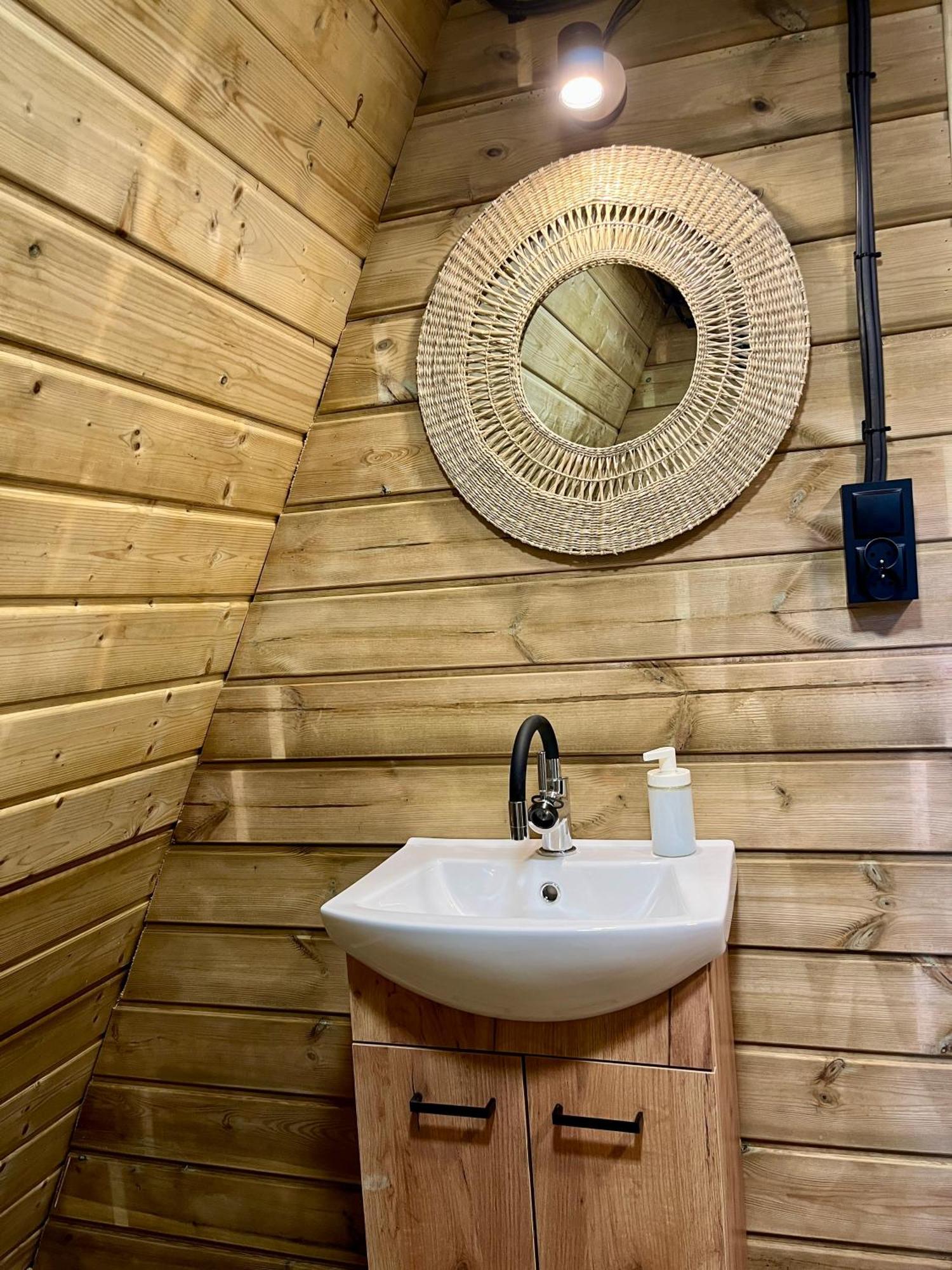 Metropolis Campglamping Hotel Sopot Buitenkant foto
